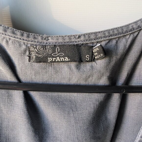 Prana gray tie tank - Picture 2 of 2